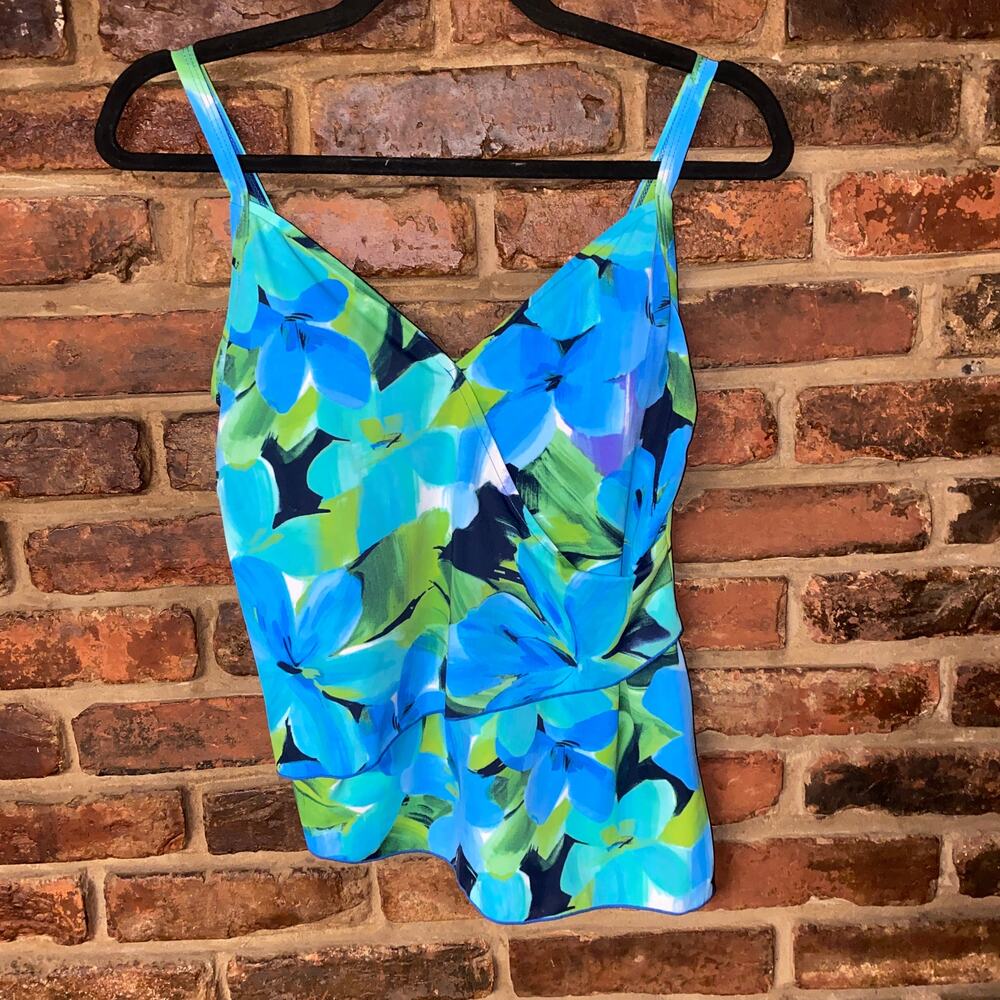 NWT Jamaica Bay Blue Green Floral Tankini Swim Bathing Suit Top Women's Size 12